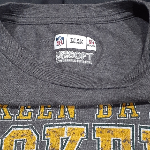 Green Bay Packers Aaron Rodgers #12 t-shirt NFL - Picture 3 of 3